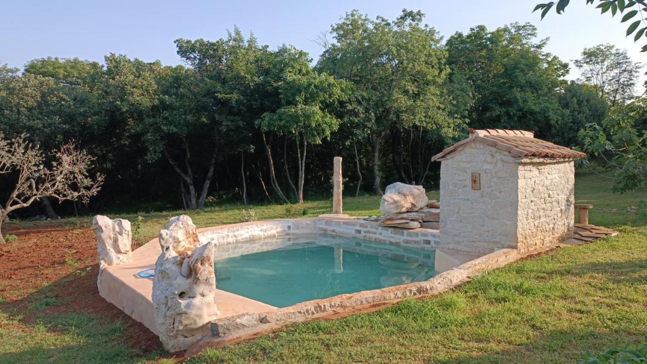 Cottage Al Merlo Olivo Buje Exterior foto
